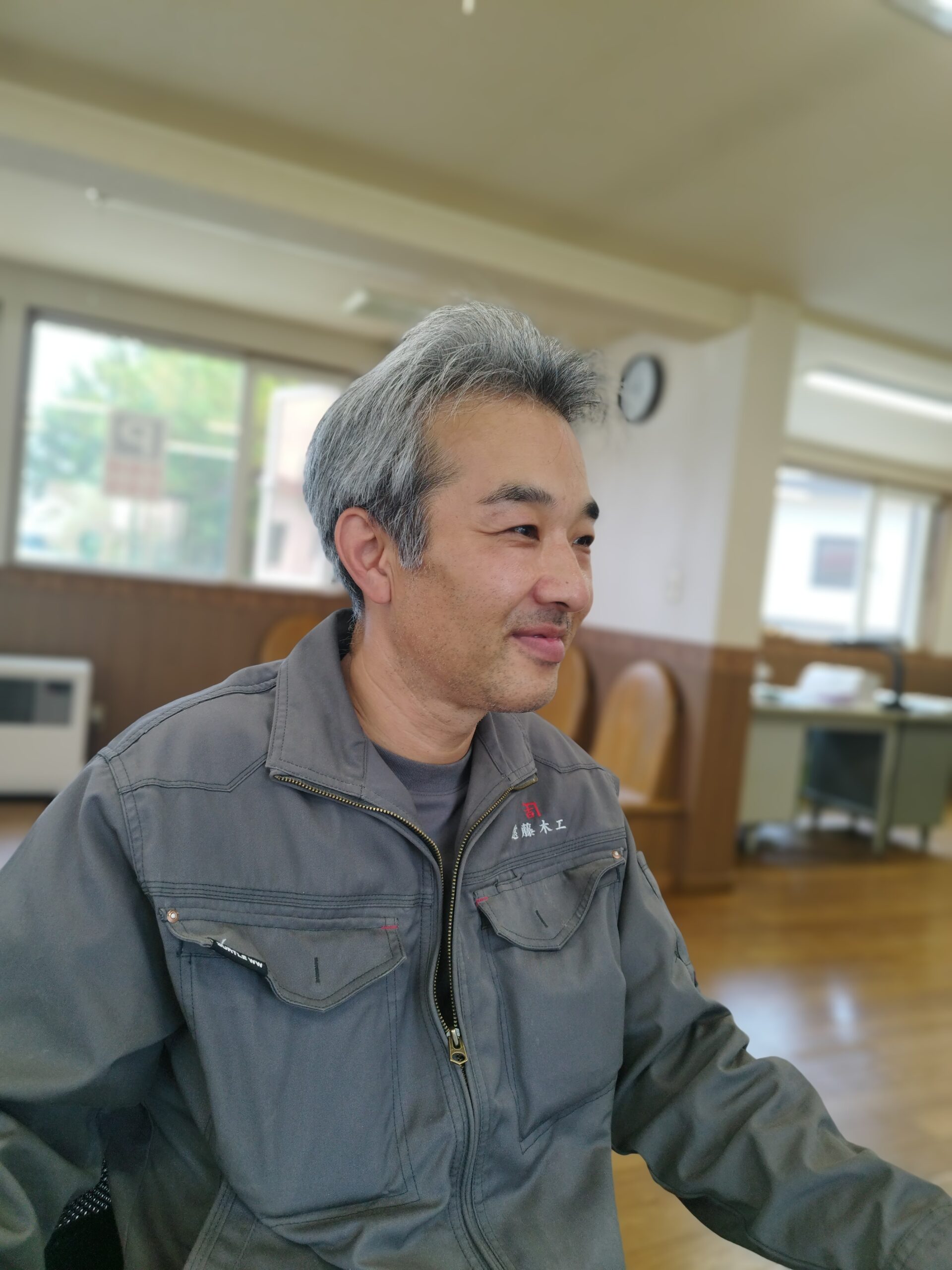 中高　建一